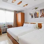 Amory Hotel - 88 Le Lai Q1 - By Bay Luxury